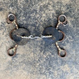 Sherry Cervi Diamond short shank twisted wire dog bone horse bit